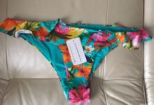 Photo of Раздельный купальник с цветочными аппликациями